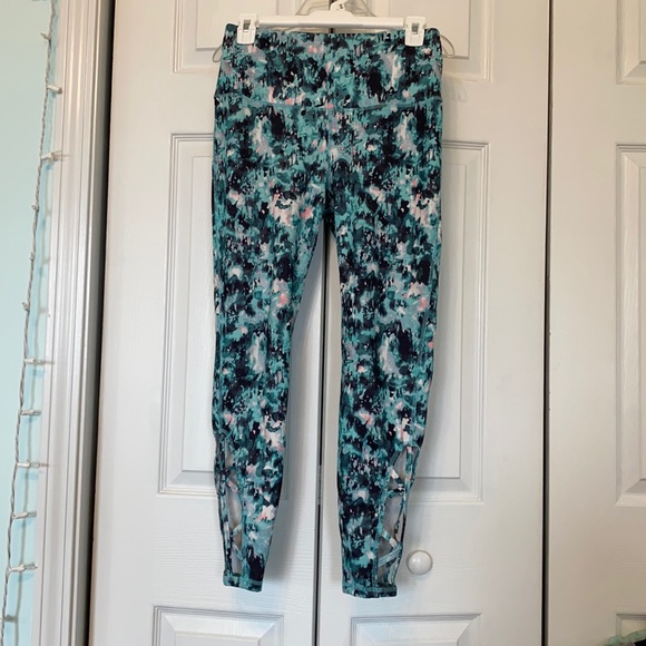 leggingss - Picture 1 of 3